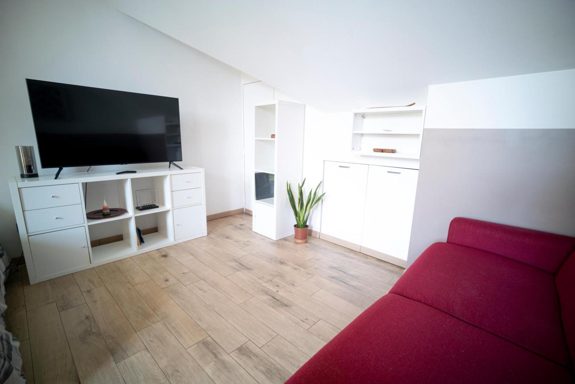Flat With Terrace Close To Forum And Milanofiori Metro Ассаго Екстер'єр фото